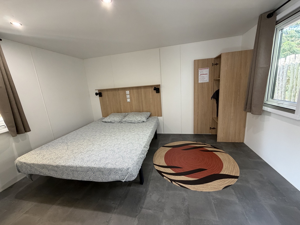 chambre adulte mobil home PMR